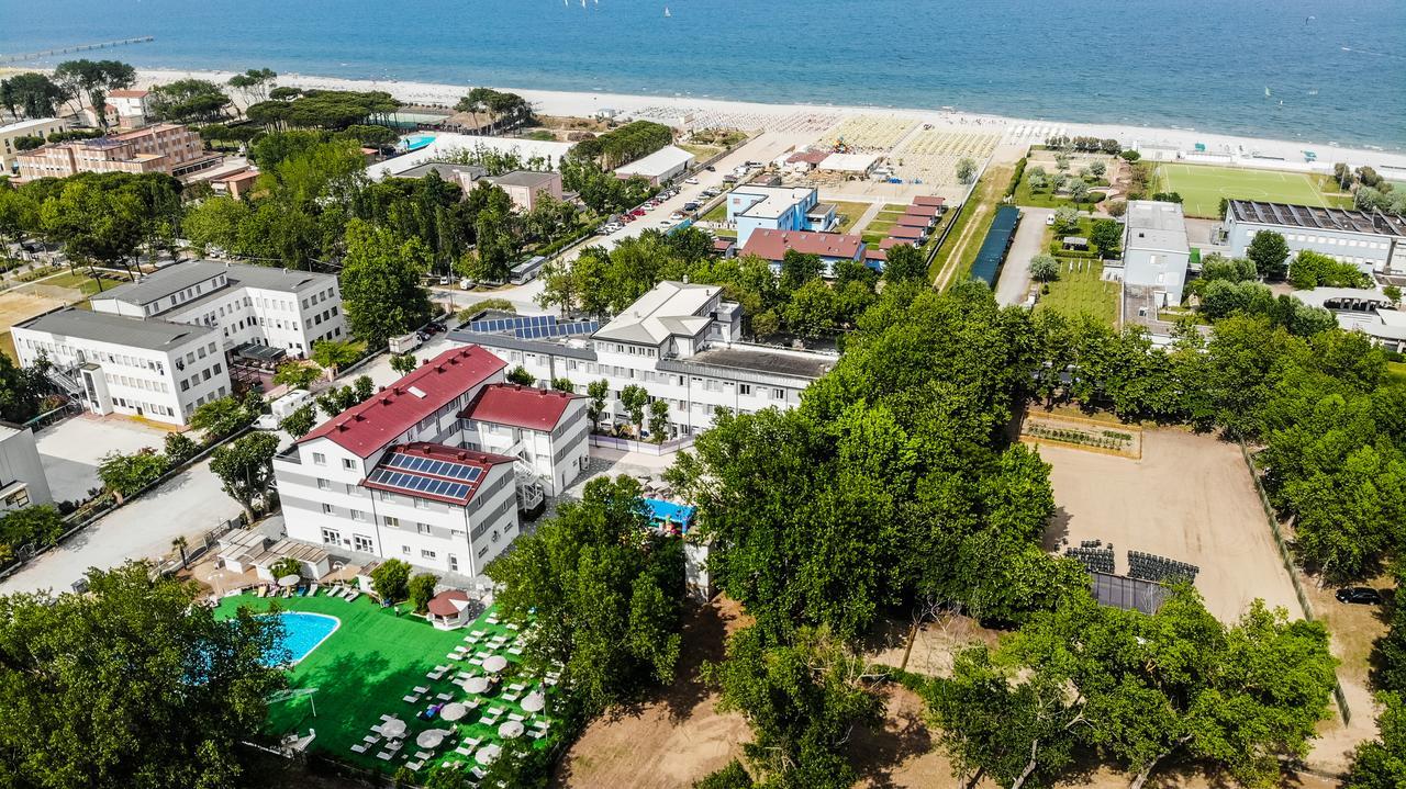 Color Green Village Cesenatico Family Ngoại thất bức ảnh